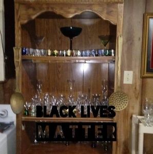 Meet your Posher, Eliza